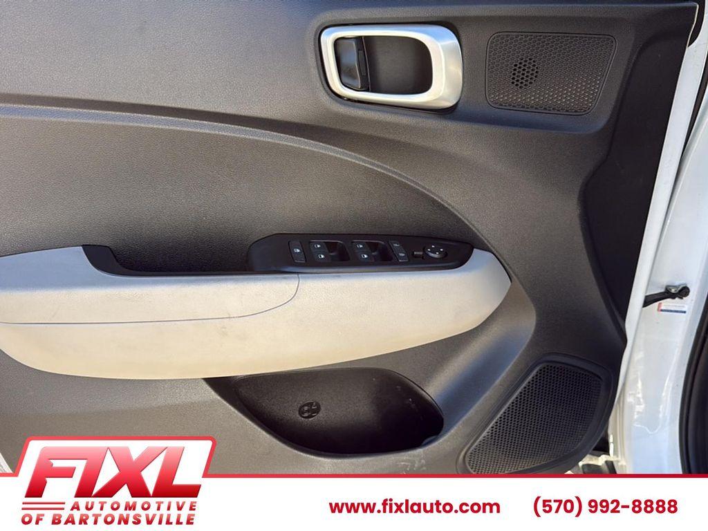 used 2025 Hyundai Venue car, priced at $19,408