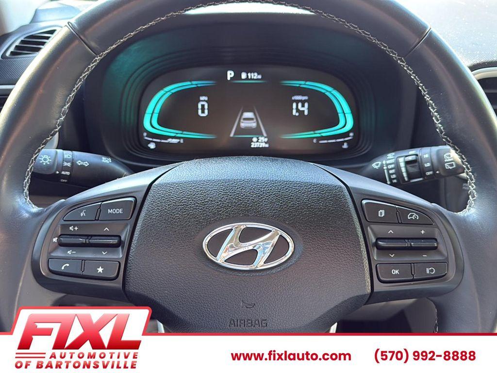 used 2025 Hyundai Venue car, priced at $19,408