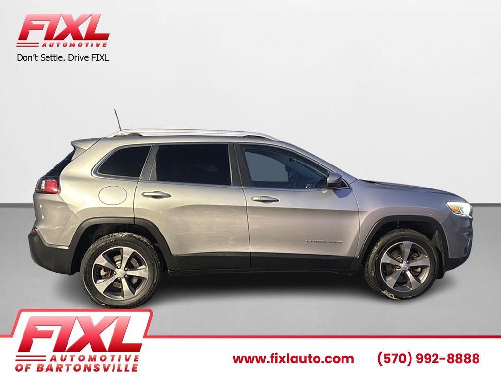used 2019 Jeep Cherokee car, priced at $15,994