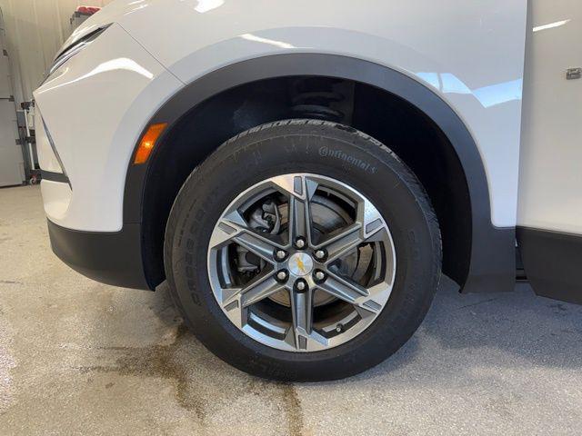 used 2024 Chevrolet Blazer car, priced at $29,594