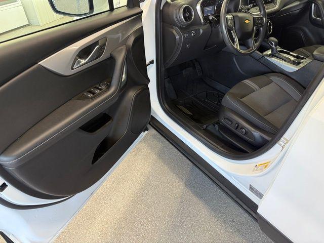 used 2024 Chevrolet Blazer car, priced at $29,594