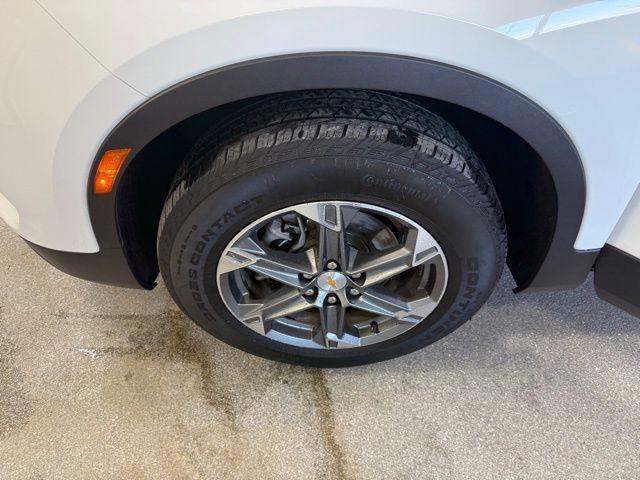 used 2024 Chevrolet Blazer car, priced at $29,594