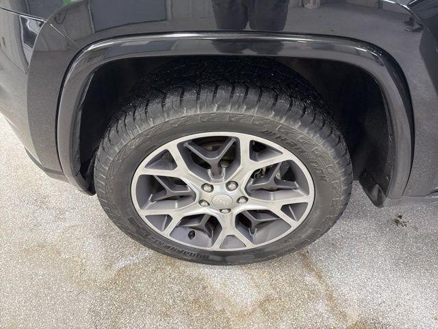 used 2018 Jeep Grand Cherokee car, priced at $14,776