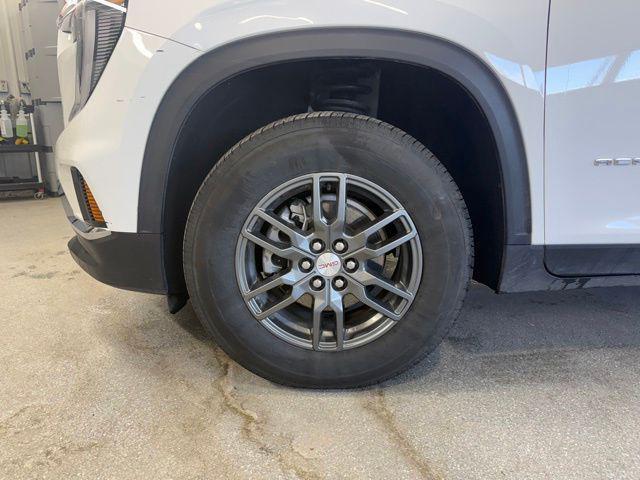 used 2025 GMC Acadia car, priced at $35,951