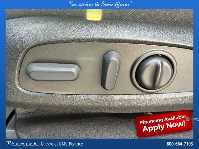 used 2023 Chevrolet Traverse car, priced at $29,599