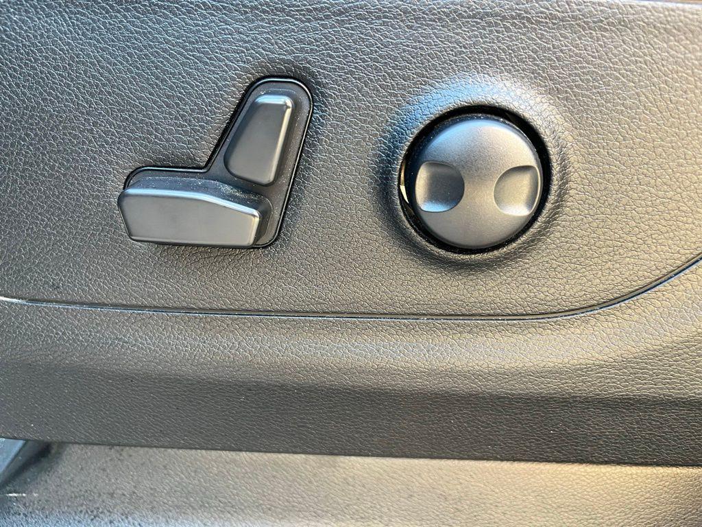 used 2022 Ram 1500 car, priced at $35,995