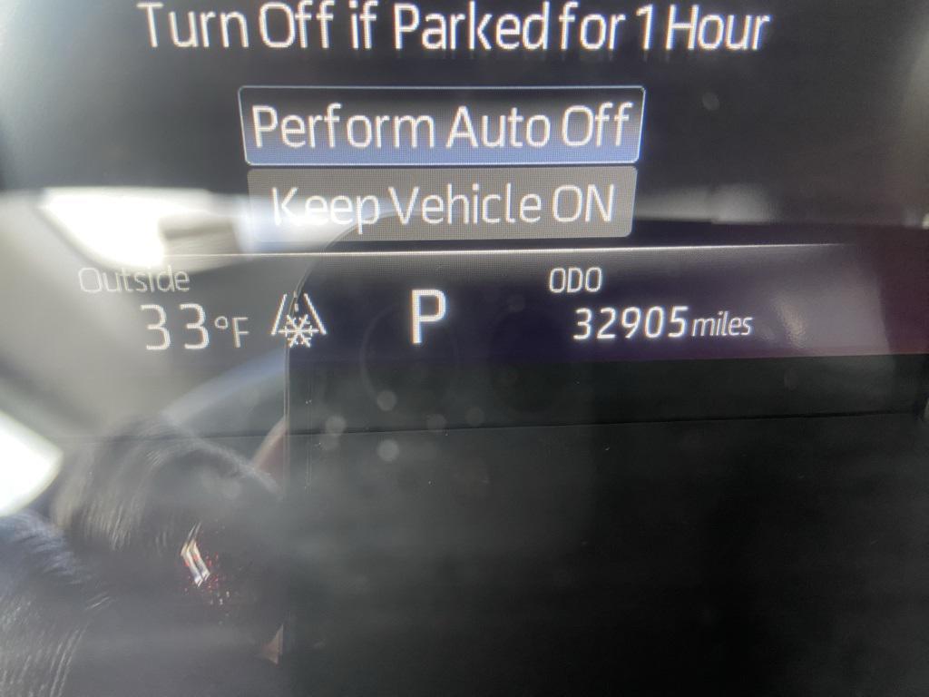 used 2024 Toyota Highlander car, priced at $34,995