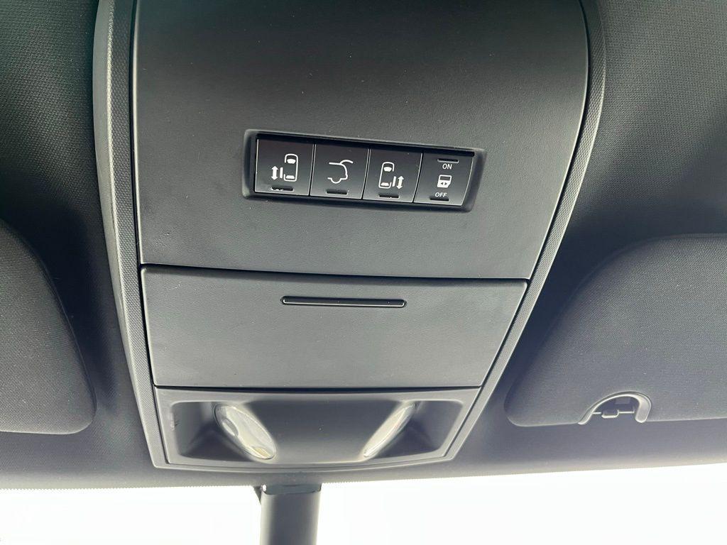 used 2020 Dodge Grand Caravan car, priced at $12,995