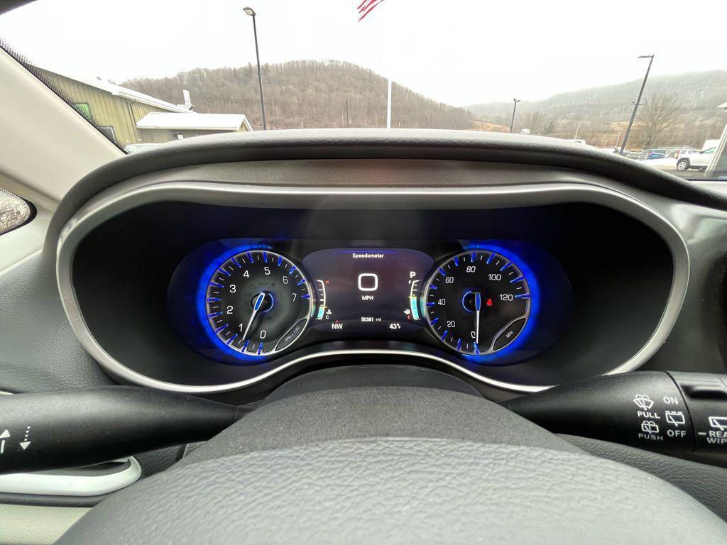 used 2024 Chrysler Pacifica car, priced at $27,595