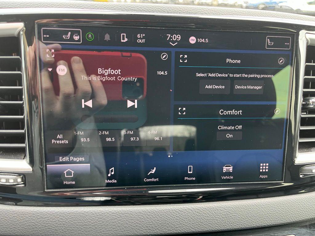 used 2023 Chrysler Pacifica car, priced at $23,995