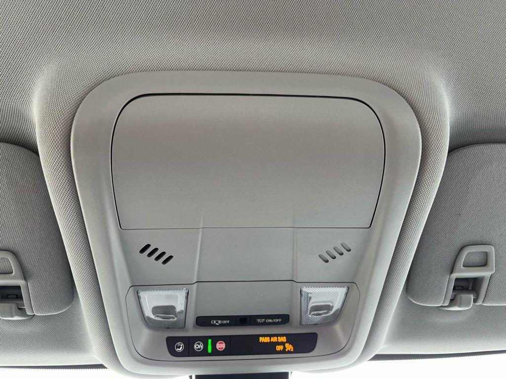 used 2022 Chevrolet Equinox car, priced at $18,995