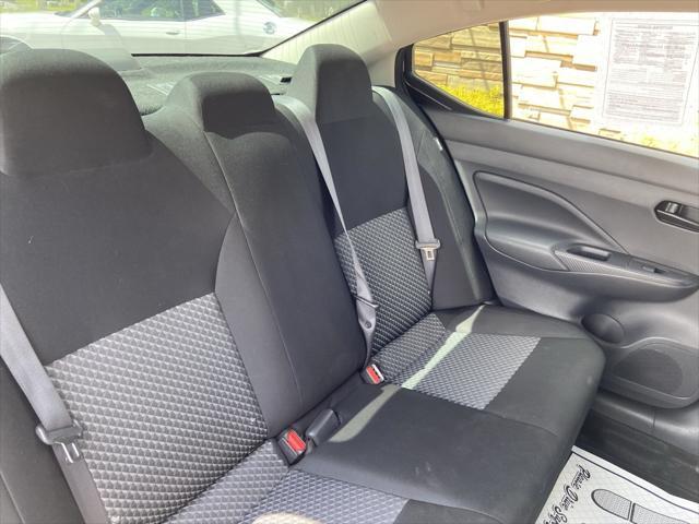 2024 Brilliant Silver Metallic Nissan Versa