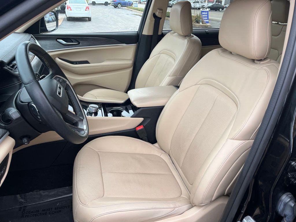 used 2022 Jeep Grand Cherokee L car, priced at $29,995