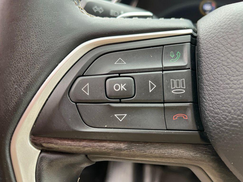 used 2022 Jeep Grand Cherokee L car, priced at $29,995