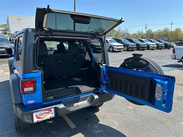new 2025 Jeep Wrangler car, priced at $52,485