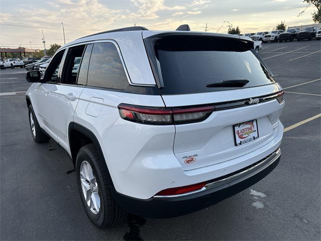 new 2025 Jeep Grand Cherokee car, priced at $43,575