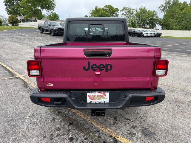 used 2024 Jeep Gladiator car, priced at $34,617