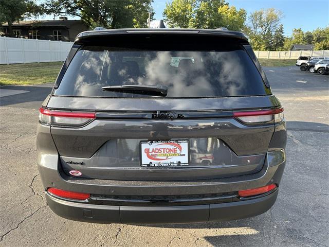 new 2025 Jeep Grand Cherokee car, priced at $47,875