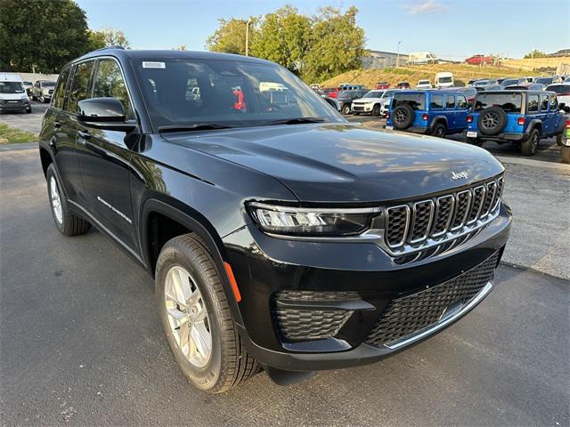new 2025 Jeep Grand Cherokee car, priced at $44,170