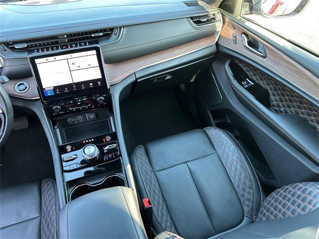 used 2024 Jeep Grand Cherokee car, priced at $44,980