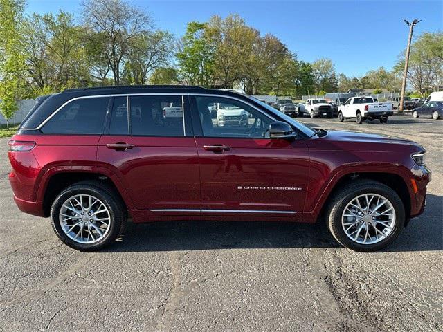 used 2024 Jeep Grand Cherokee car, priced at $44,980