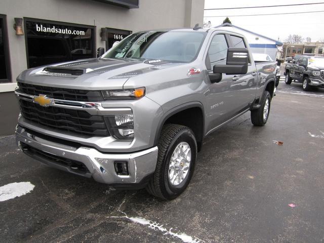 used 2025 Chevrolet Silverado 3500 car, priced at $57,900