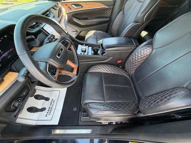 used 2024 Jeep Grand Cherokee car, priced at $41,500