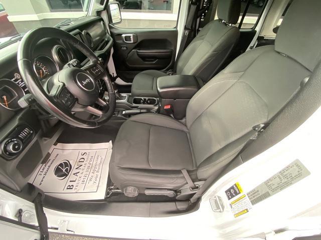 used 2021 Jeep Wrangler Unlimited car, priced at $29,900