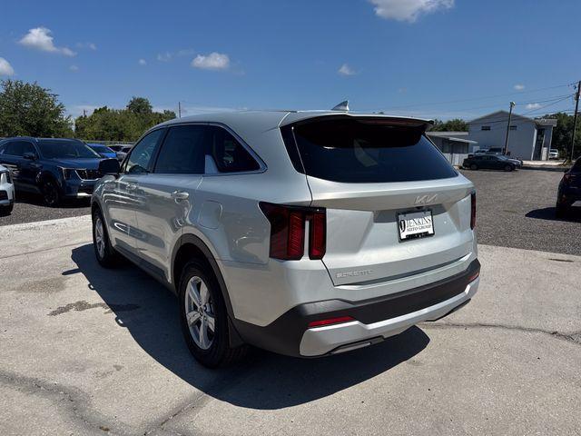 new 2026 Kia Sorento car, priced at $29,629