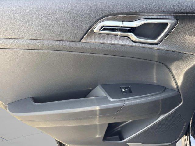 new 2026 Kia Sportage Hybrid car, priced at $32,299