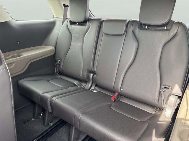 new 2026 Kia Carnival car, priced at $40,800