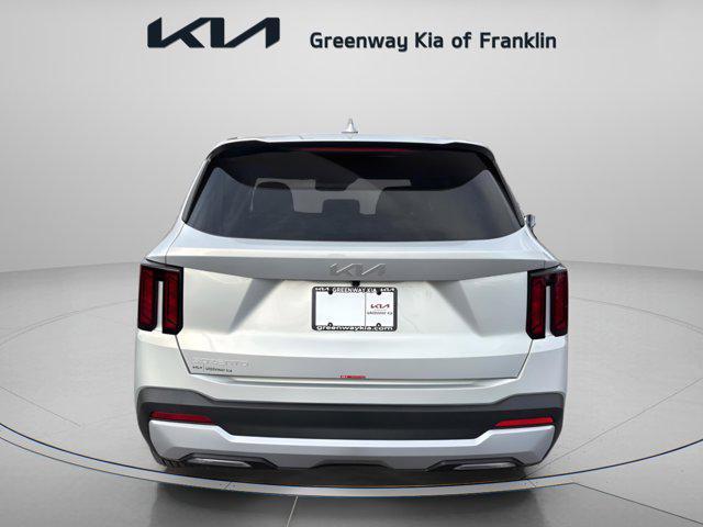 new 2026 Kia Sorento car, priced at $33,099
