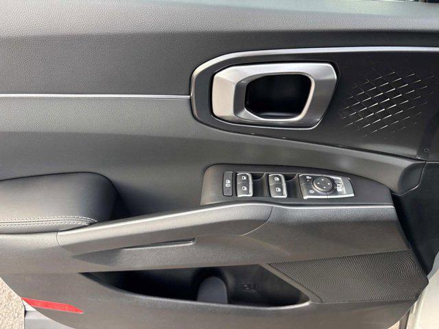new 2026 Kia Sorento car, priced at $33,099