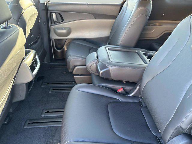 new 2026 Kia Carnival Hybrid car, priced at $44,899