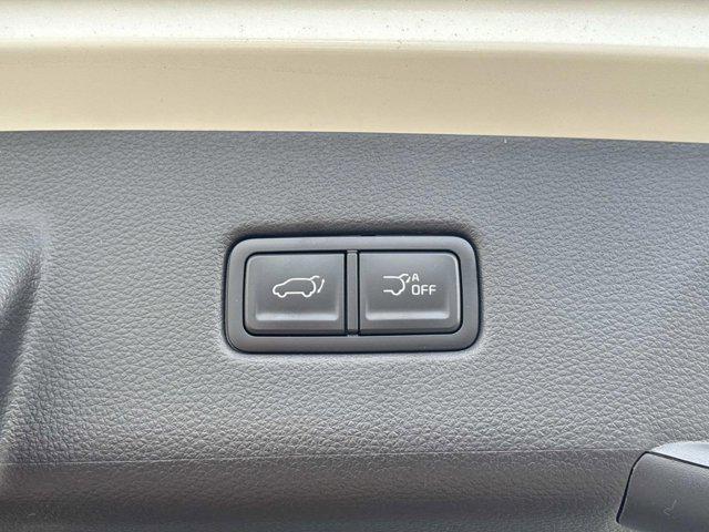 new 2026 Kia Carnival Hybrid car, priced at $54,800