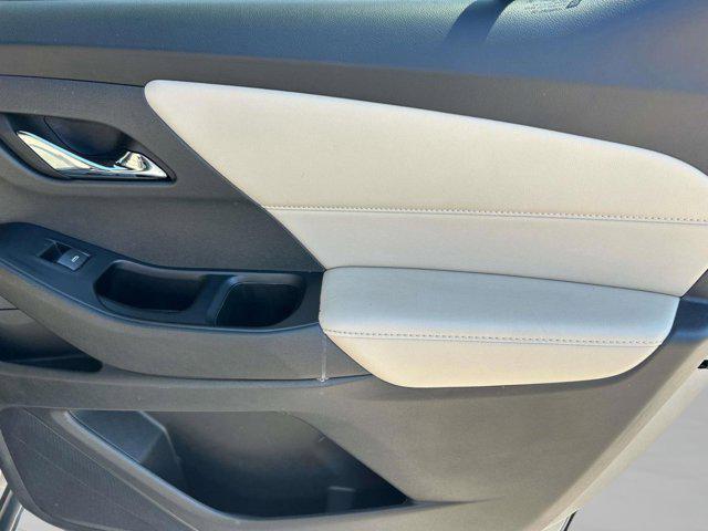 used 2023 Chevrolet Traverse car, priced at $24,699