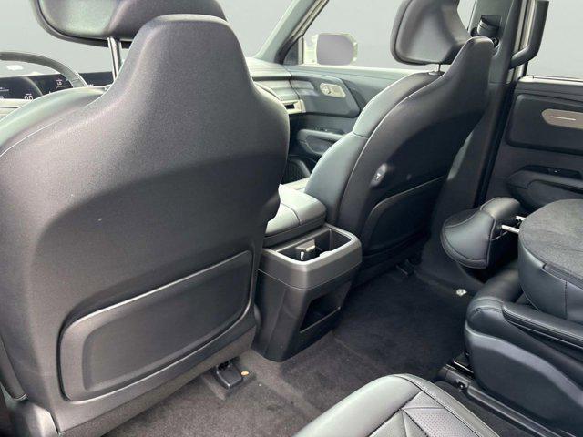 new 2027 Kia Telluride Hybrid car, priced at $49,584