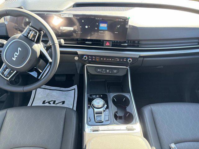 new 2026 Kia Carnival Hybrid car, priced at $50,300