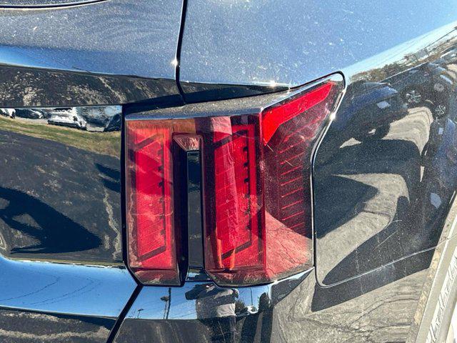 new 2026 Kia Sorento car, priced at $33,200