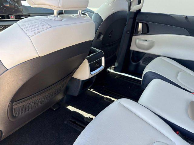 new 2026 Kia Carnival Hybrid car, priced at $45,000