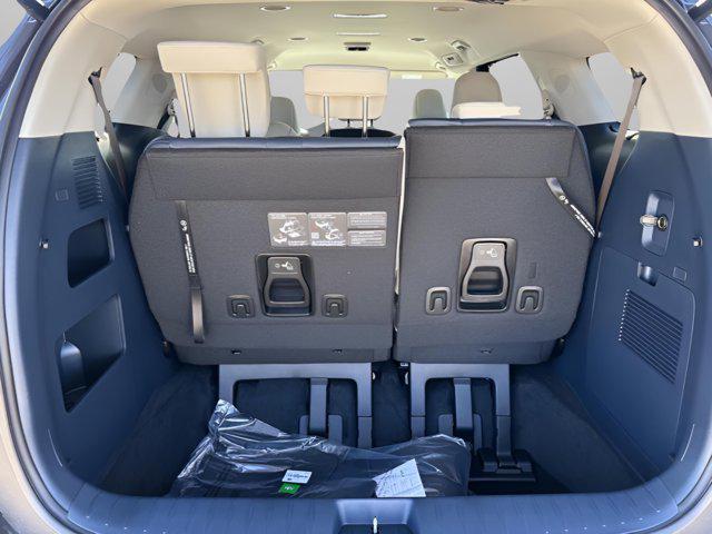 new 2026 Kia Carnival Hybrid car, priced at $45,000