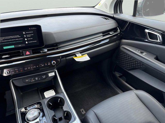 new 2026 Kia Carnival Hybrid car, priced at $55,799