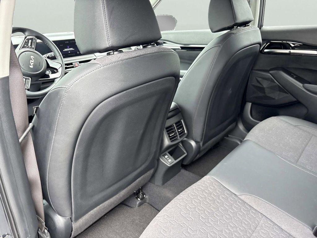 used 2025 Kia Seltos car, priced at $23,699