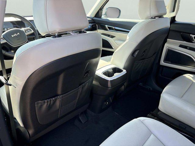 new 2025 Kia Telluride car, priced at $41,200