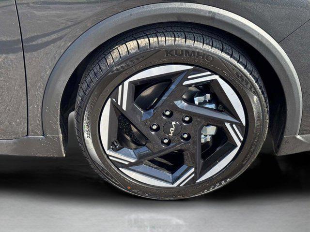 new 2025 Kia K4 car, priced at $25,100