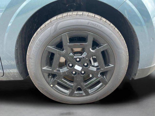 new 2025 Kia Carnival car, priced at $50,000