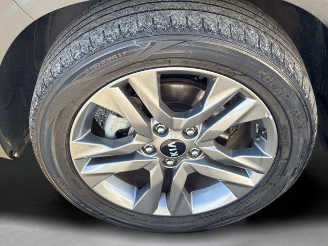 used 2021 Kia Seltos car, priced at $14,700