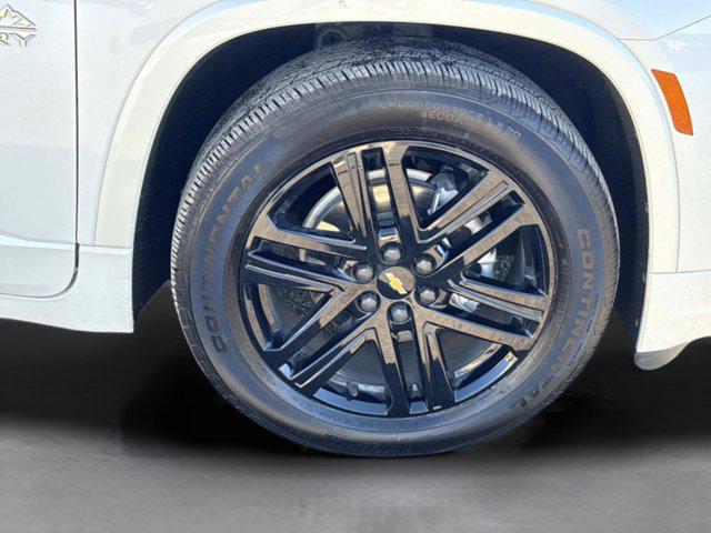 used 2023 Chevrolet Traverse car, priced at $37,500