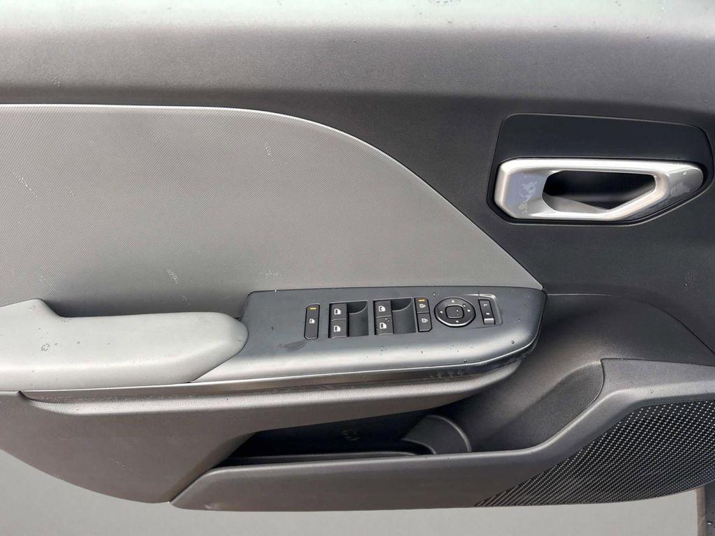 new 2025 Kia K4 car, priced at $23,974