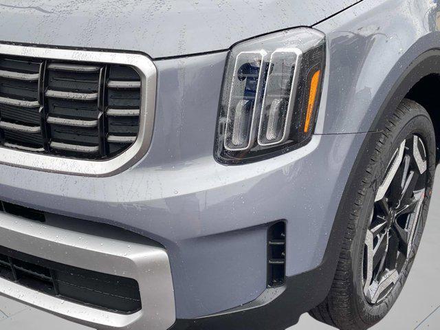 new 2025 Kia Telluride car, priced at $40,200